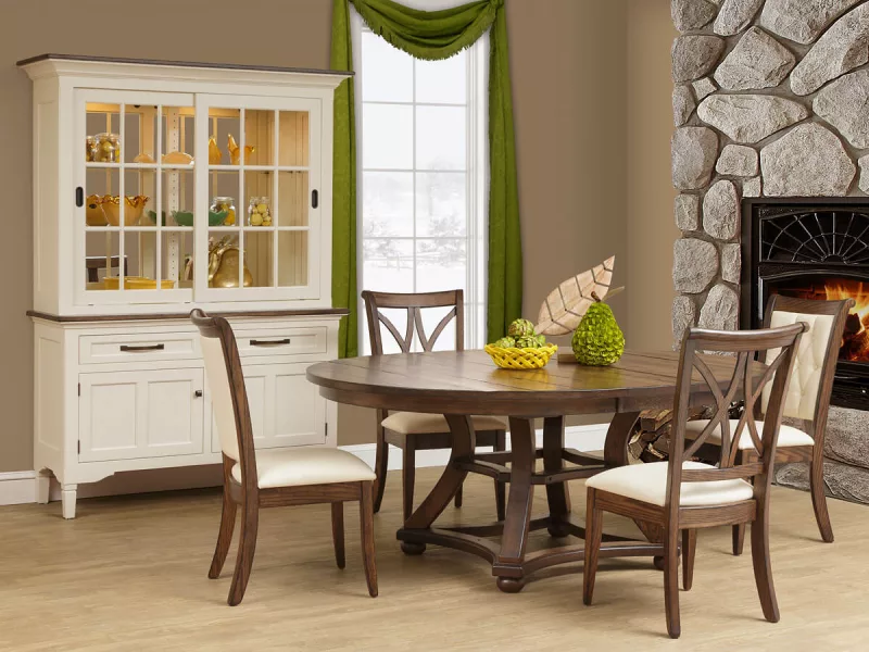Kaysville Dining Room Set