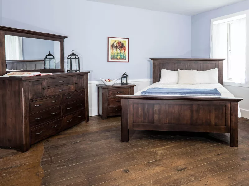 New Milton Bedroom Set