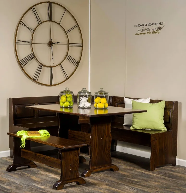 Oak Corner Breakfast Nook