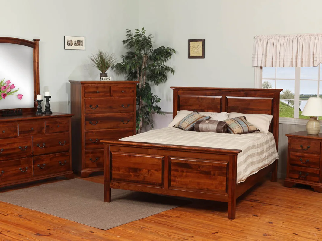 Lauderhill Bedroom Set