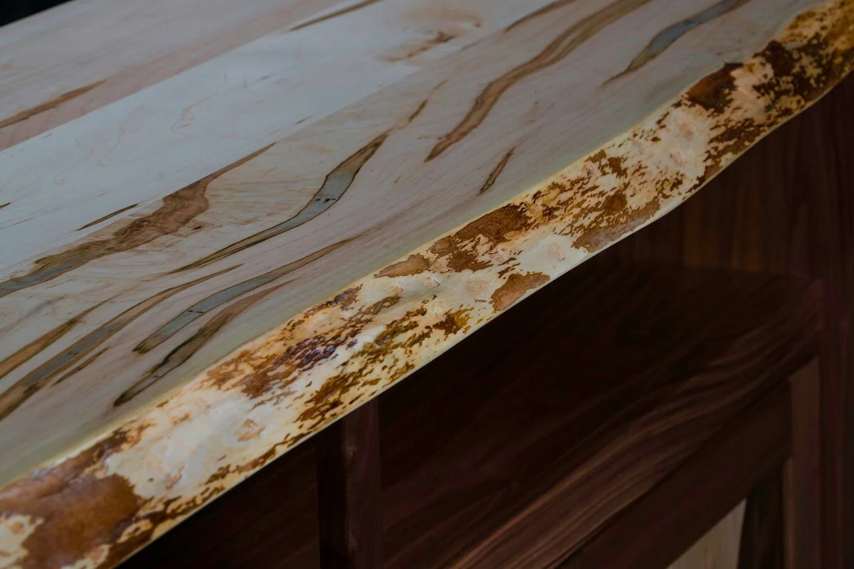 Live Edge