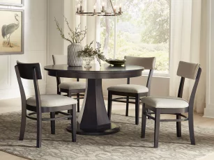 Bermuda Run Dining Room Collection