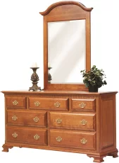 Elizabeth's Tradition Grand Dresser