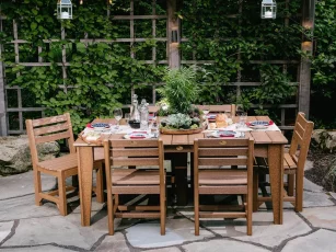 New Guinea Outdoor Side Chairs and Table