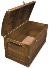 Trunk with solid Cedar bottom