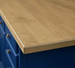 Maple Island Top