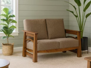 River Hills Loveseat