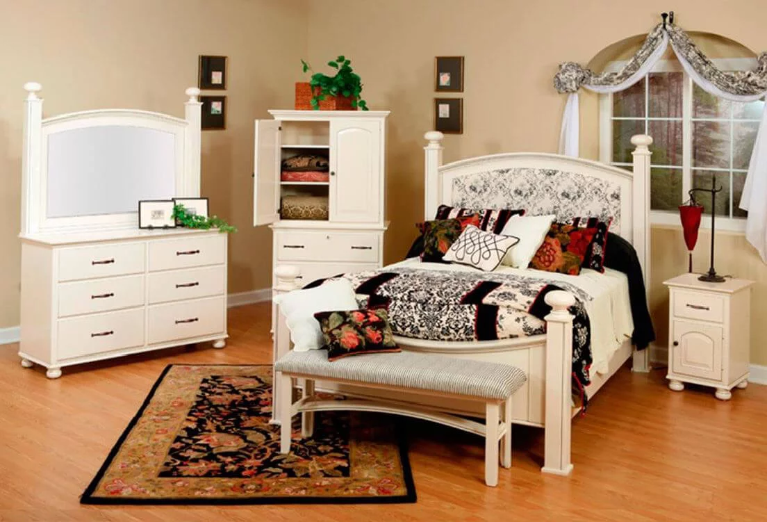 Madeline Bedroom Set image 1