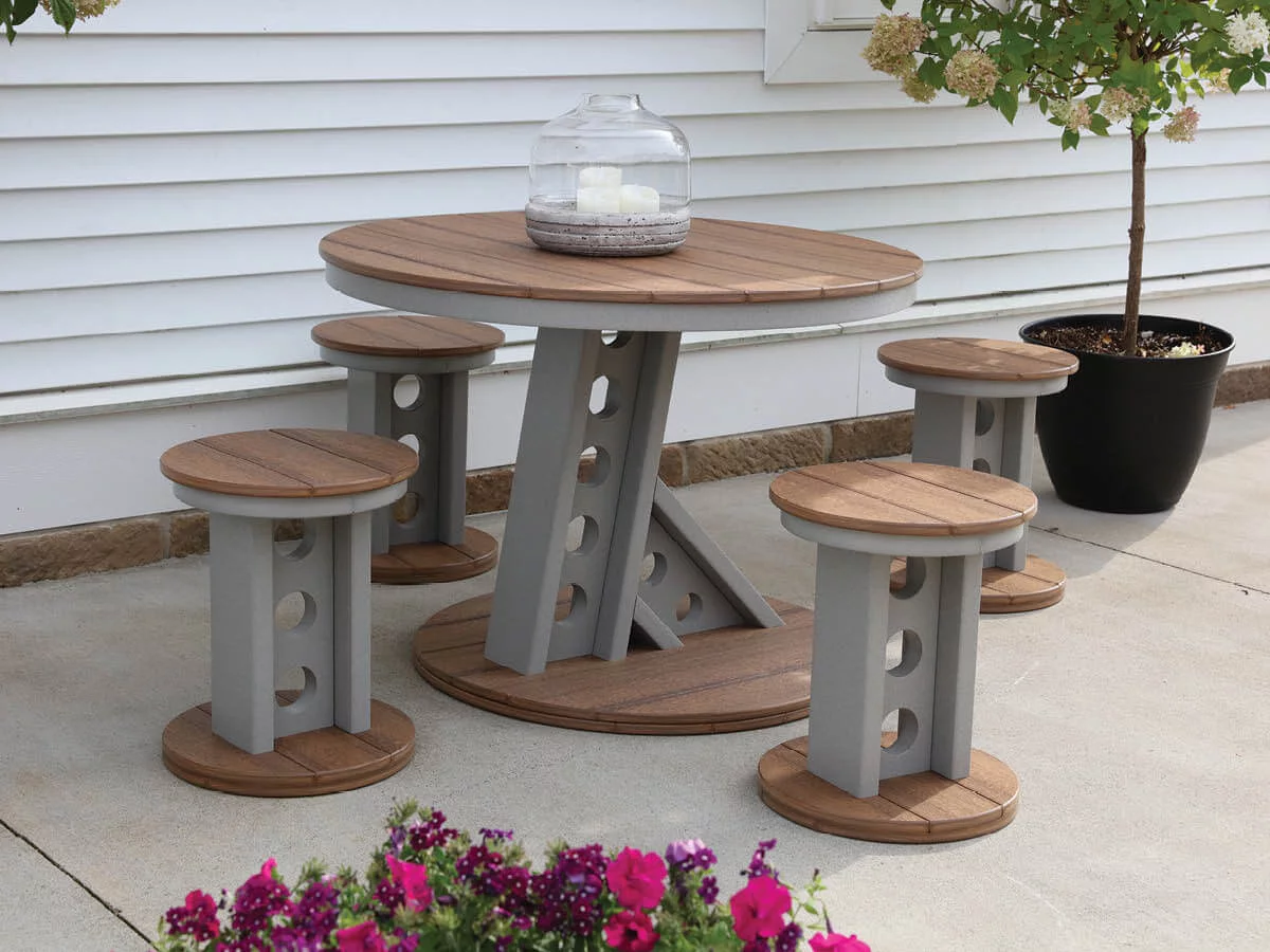 Ash Outdoor Dining Set image 1