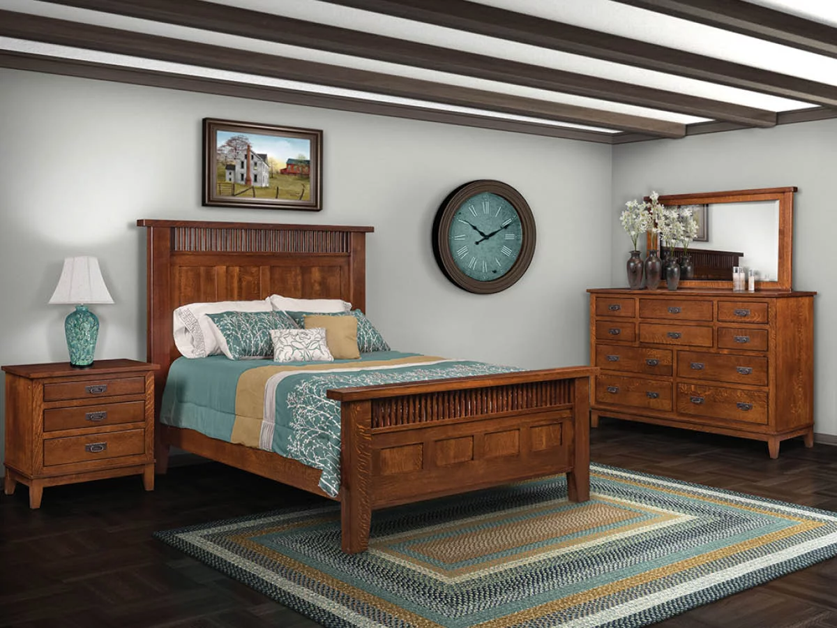 Esquimalt Bedroom Set image 1