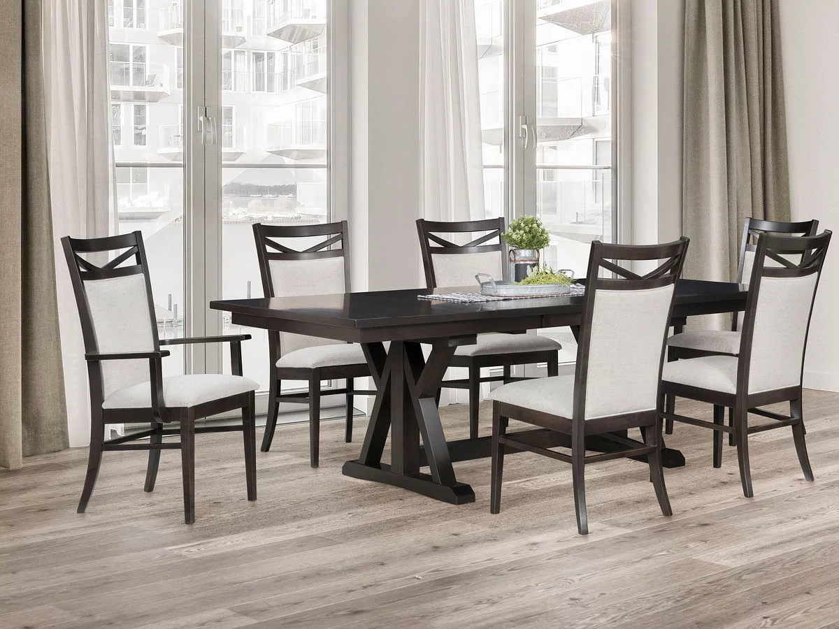Potowomut Dining Set image 1