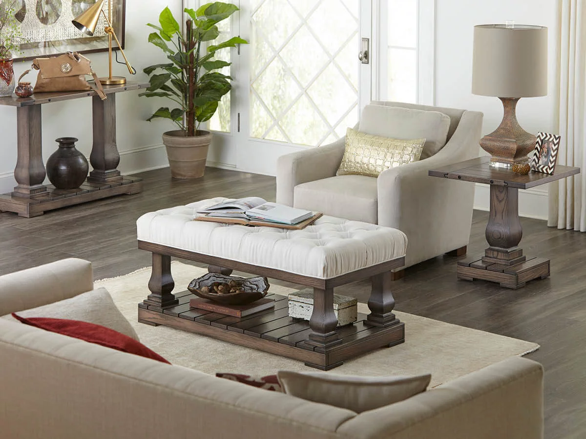 Winfield Living Room Set image 1